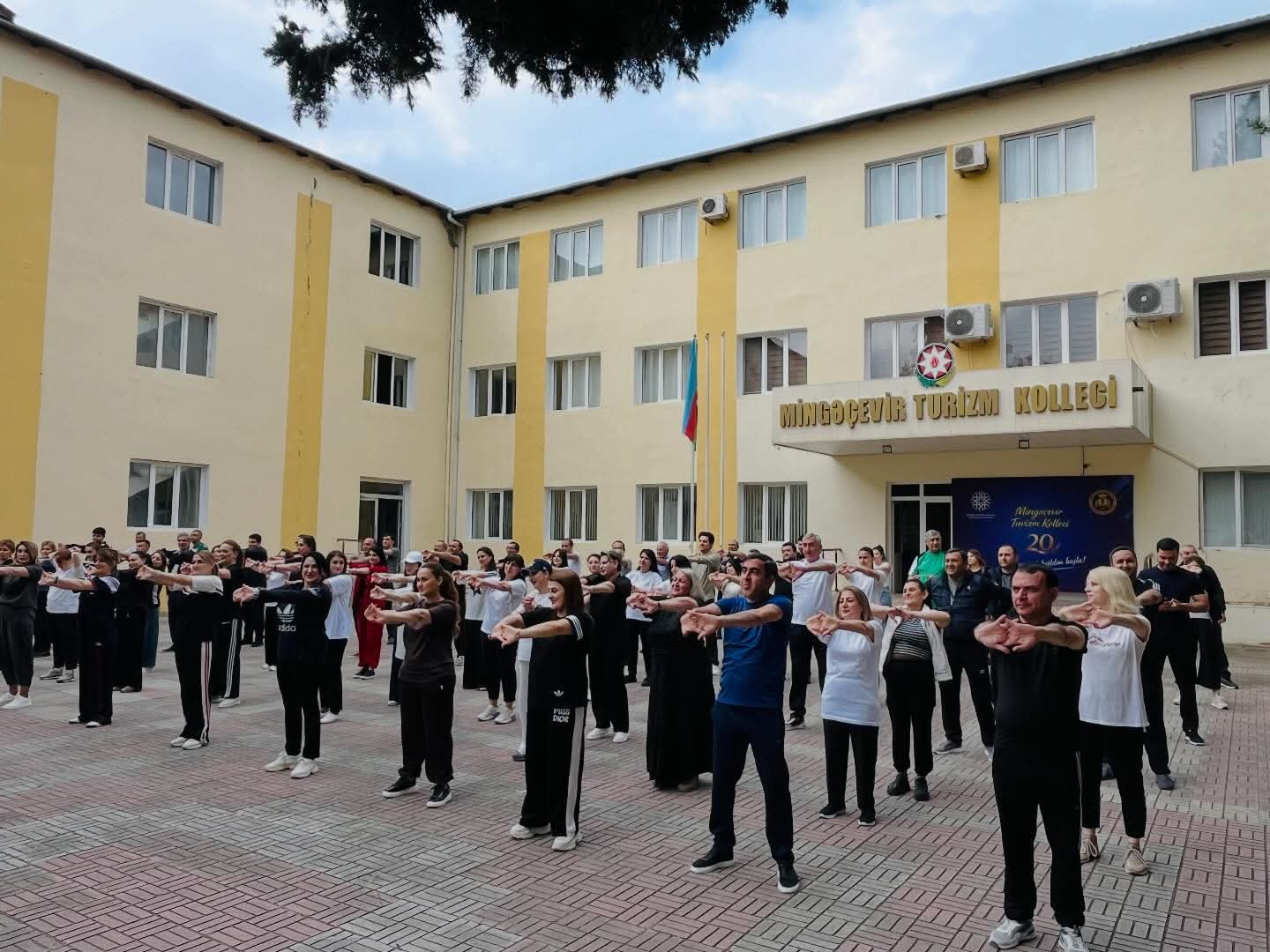 Mingəçevir Turizm Kollecində “Səhər idmanı” layihəsi həyata keçirilib