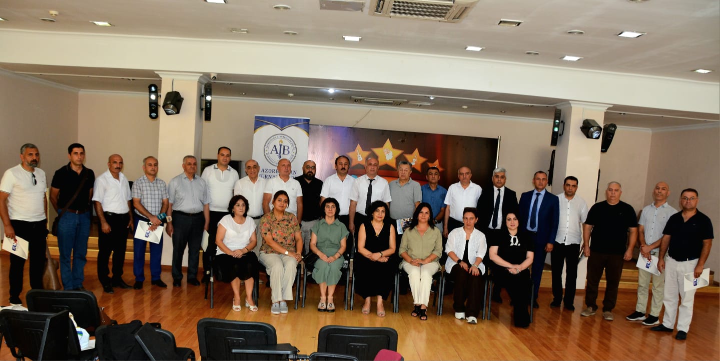Mingəçevir Turizm Kollecinin Sosial məsələlər və ictimaiyyətlə əlaqələr üzrə direktor müavini AJB-nin Aran bölgəsi üzrə zona müşavirəsində iştirak edib