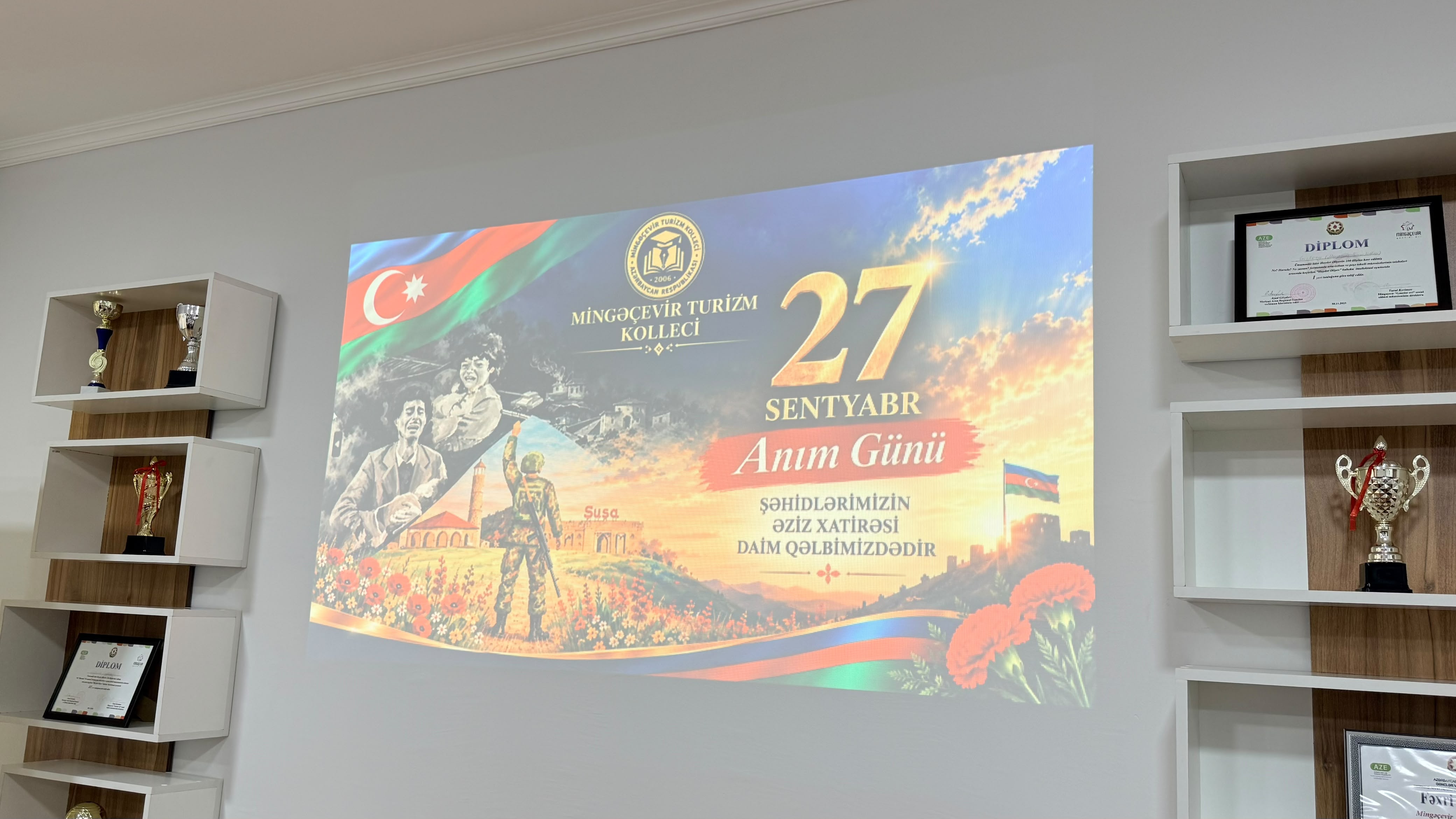 Mingəçevir Turizm Kollecində 27 Sentyabr – Anım Günü ilə əlaqədar dəyirmi masa keçirilib